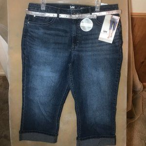 Lee Women's Stretch Denim Midrise Capri 16 M Cannon Blue Roll Up Down With Belt